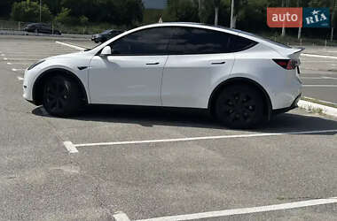 Позашляховик / Кросовер Tesla Model Y 2023 в 