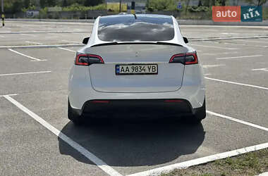 Позашляховик / Кросовер Tesla Model Y 2023 в 
