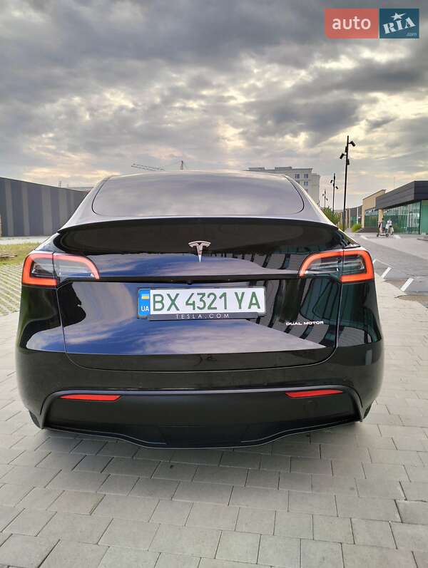 Позашляховик / Кросовер Tesla Model Y 2022 в Хмельницькому фото 10 Позашляховик / Кросовер Tesla Model Y 2022 в Хмельницькому