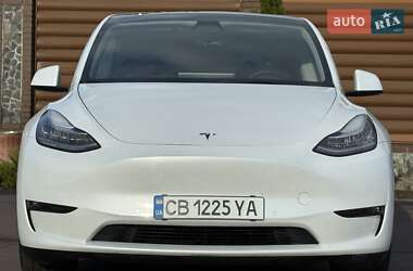 Позашляховик / Кросовер Tesla Model Y 2021 в 