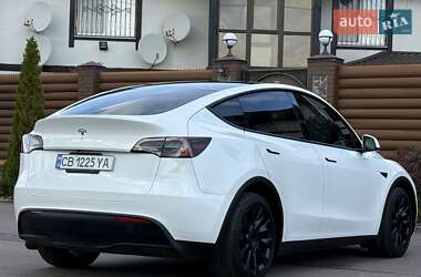 Позашляховик / Кросовер Tesla Model Y 2021 в 