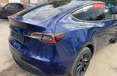 Внедорожник / Кроссовер Tesla Model Y 2023 в Львове