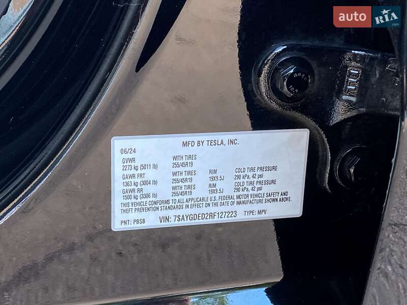 Внедорожник / Кроссовер Tesla Model Y 2024 в Киеве