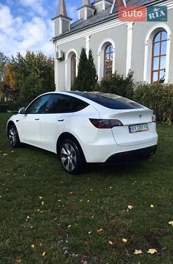Позашляховик / Кросовер Tesla Model Y 2022 в 
