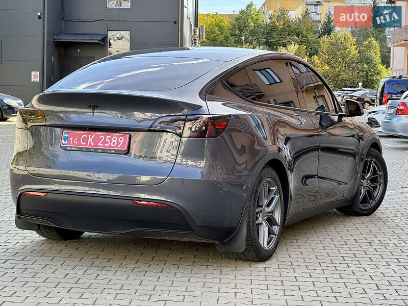 Позашляховик / Кросовер Tesla Model Y 2020 в Ужгороді