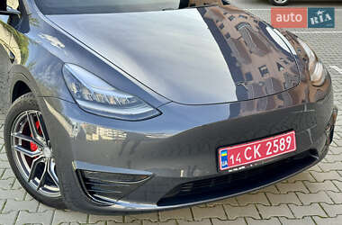 Внедорожник / Кроссовер Tesla Model Y 2020 в 
