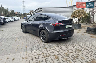 Внедорожник / Кроссовер Tesla Model Y 2024 в 