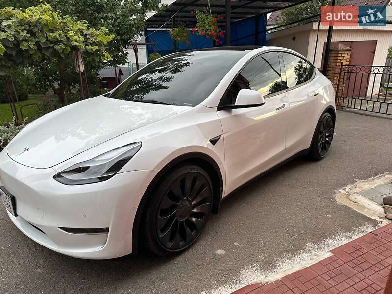 Внедорожник / Кроссовер Tesla Model Y 2022 в Владимире