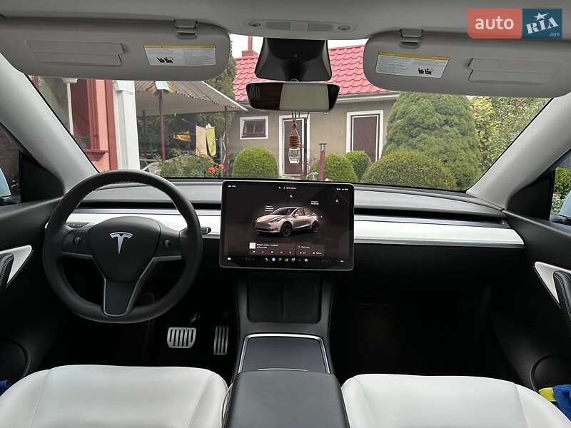 Внедорожник / Кроссовер Tesla Model Y 2022 в Владимире