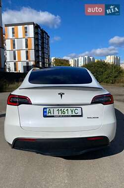 Внедорожник / Кроссовер Tesla Model Y 2021 в 