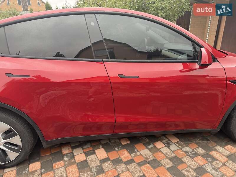 Позашляховик / Кросовер Tesla Model Y 2023 в Черкасах фото 4 Позашляховик / Кросовер Tesla Model Y 2023 в Черкасах