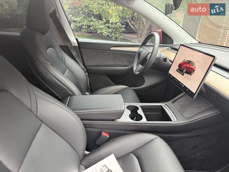 Позашляховик / Кросовер Tesla Model Y 2023 в Черкасах фото 5 Позашляховик / Кросовер Tesla Model Y 2023 в Черкасах
