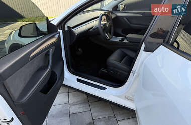 Внедорожник / Кроссовер Tesla Model Y 2023 в 
