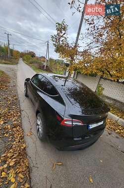 Внедорожник / Кроссовер Tesla Model Y 2022 в Киеве