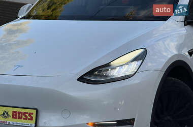 Внедорожник / Кроссовер Tesla Model Y 2021 в 