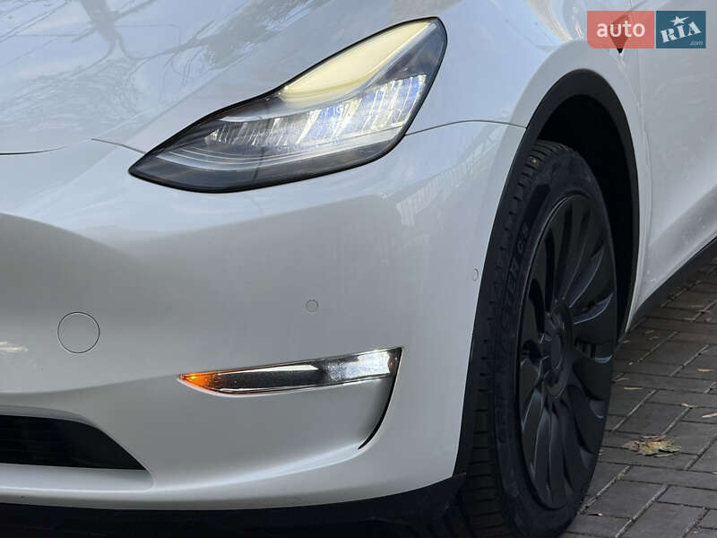 Внедорожник / Кроссовер Tesla Model Y 2021 в Николаеве
