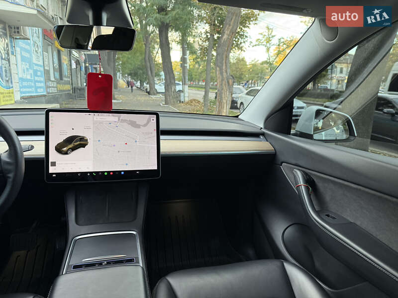 Внедорожник / Кроссовер Tesla Model Y 2021 в Николаеве