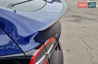 Позашляховик / Кросовер Tesla Model Y 2022 в 