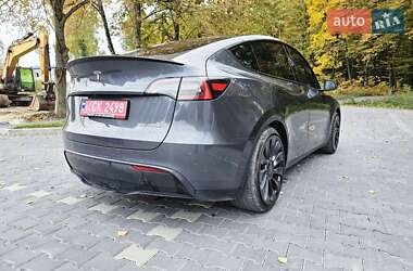 Позашляховик / Кросовер Tesla Model Y 2023 в 