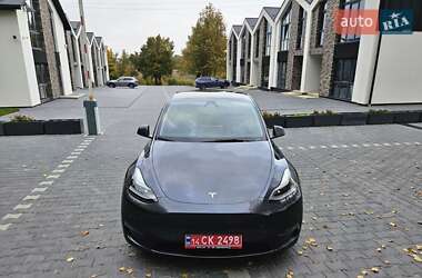 Позашляховик / Кросовер Tesla Model Y 2023 в 