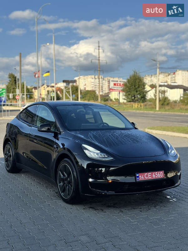 Позашляховик / Кросовер Tesla Model Y 2023 в Хмельницькому
