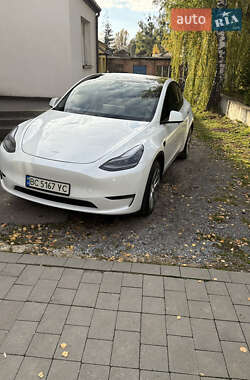 Позашляховик / Кросовер Tesla Model Y 2023 в 