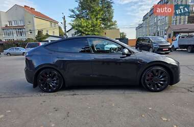 Внедорожник / Кроссовер Tesla Model Y 2024 в 