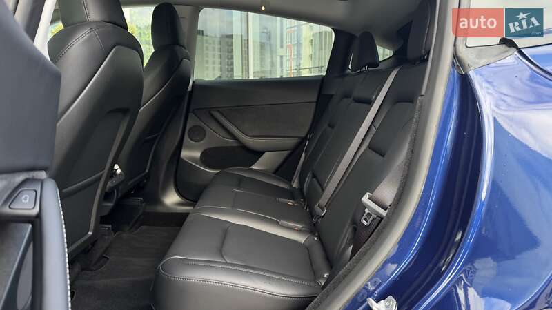Внедорожник / Кроссовер Tesla Model Y 2024 в Чернигове