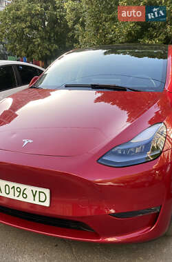 Внедорожник / Кроссовер Tesla Model Y 2023 в 
