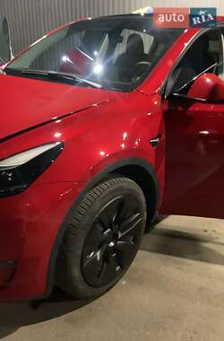 Внедорожник / Кроссовер Tesla Model Y 2023 в 