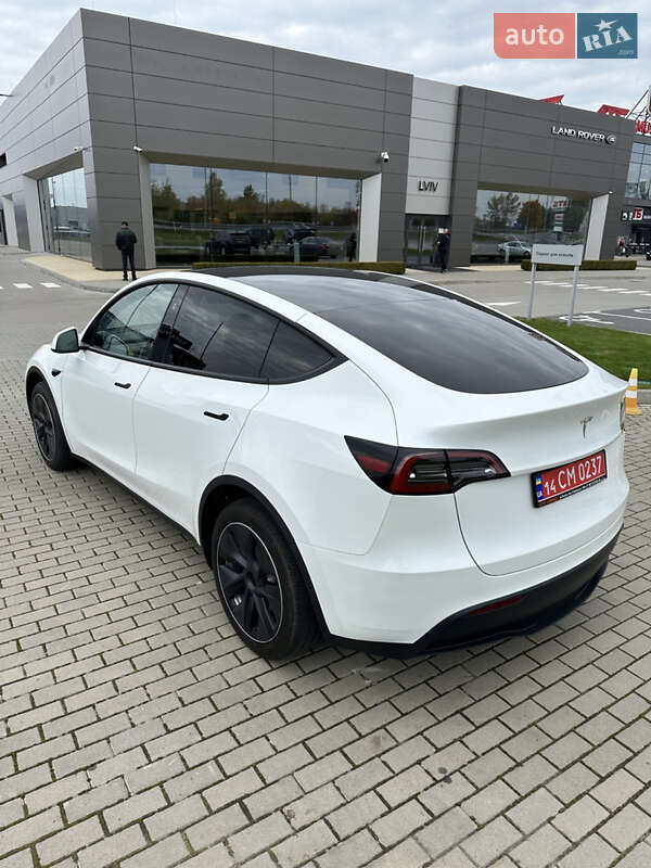 Внедорожник / Кроссовер Tesla Model Y 2024 в Львове фото 7 Внедорожник / Кроссовер Tesla Model Y 2024 в Львове
