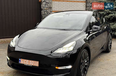 Внедорожник / Кроссовер Tesla Model Y 2023 в 