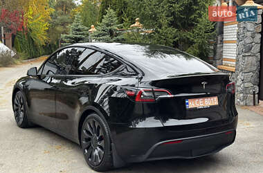 Внедорожник / Кроссовер Tesla Model Y 2023 в 