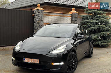 Внедорожник / Кроссовер Tesla Model Y 2023 в 