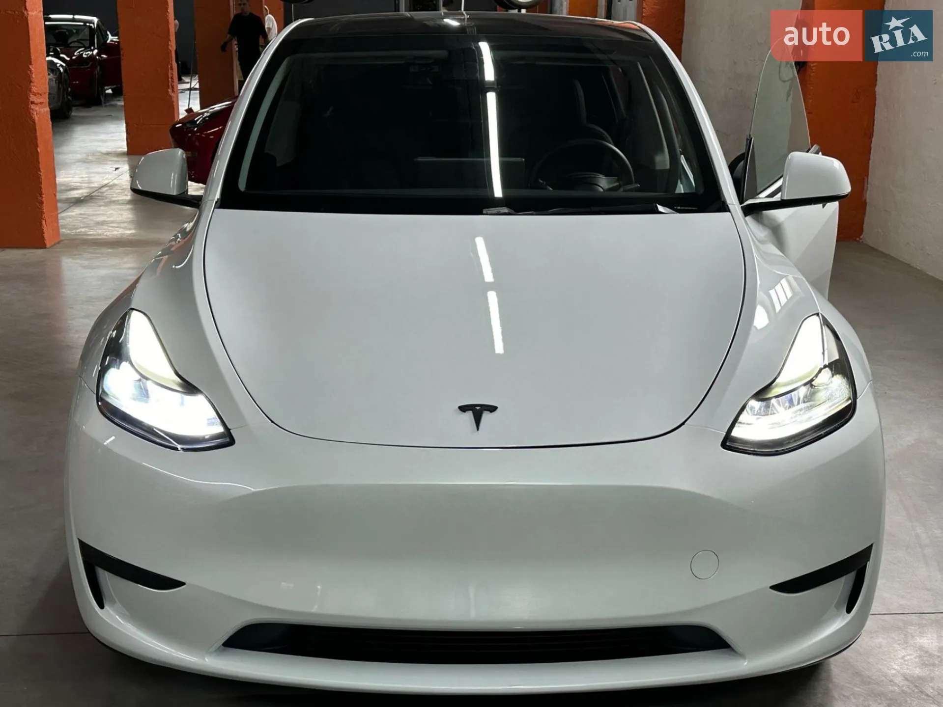 2024 Tesla Model Y - мініатюра 4