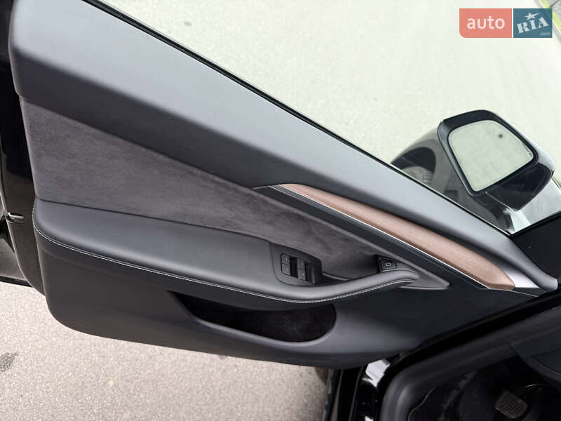 Внедорожник / Кроссовер Tesla Model Y 2024 в Киеве