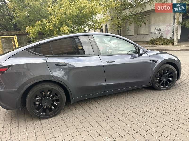 Позашляховик / Кросовер Tesla Model Y 2020 в Рівному