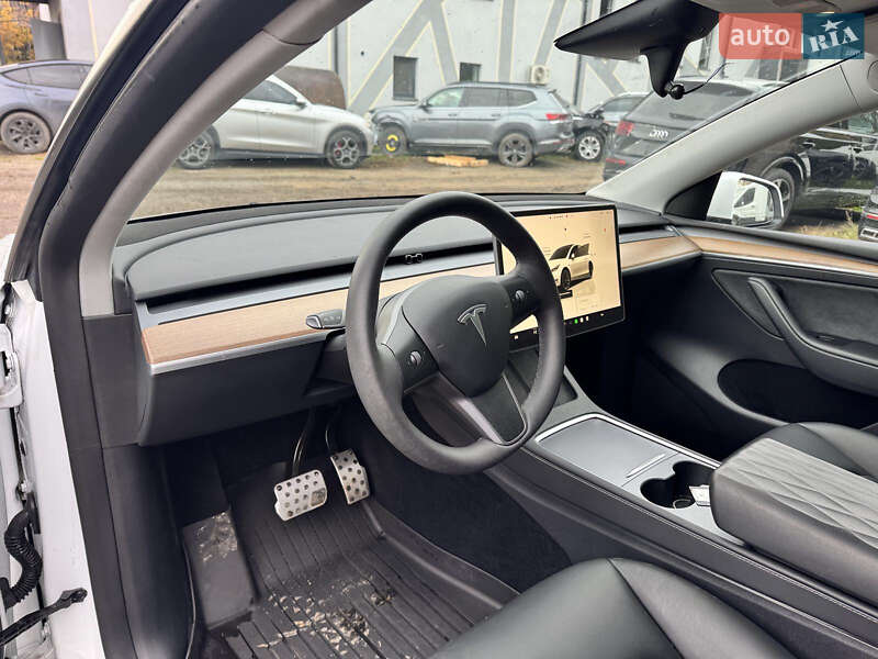 Внедорожник / Кроссовер Tesla Model Y 2023 в Ровно фото 25 Внедорожник / Кроссовер Tesla Model Y 2023 в Ровно