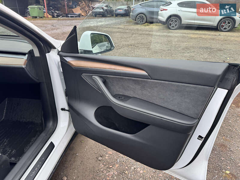Внедорожник / Кроссовер Tesla Model Y 2023 в Ровно фото 39 Внедорожник / Кроссовер Tesla Model Y 2023 в Ровно