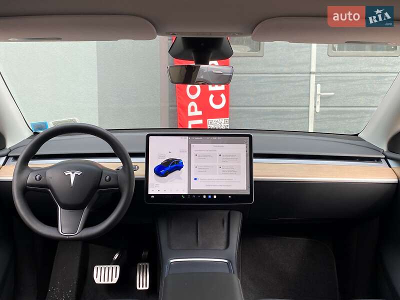 Позашляховик / Кросовер Tesla Model Y 2024 в Києві