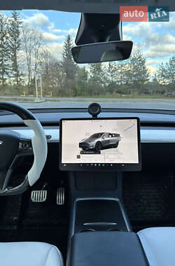 Внедорожник / Кроссовер Tesla Model Y 2022 в 