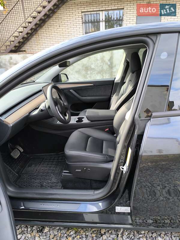 Позашляховик / Кросовер Tesla Model Y 2024 в Вінниці фото 26 Позашляховик / Кросовер Tesla Model Y 2024 в Вінниці