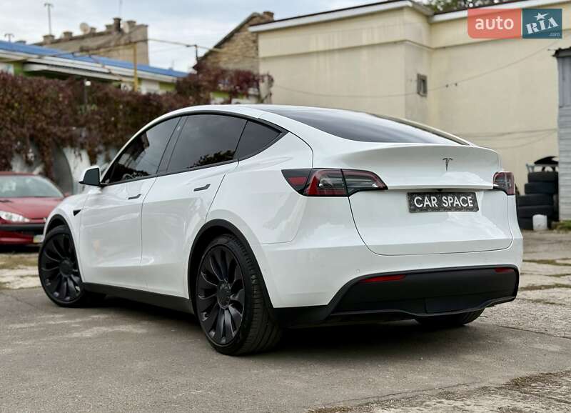 Позашляховик / Кросовер Tesla Model Y 2021 в Одесі