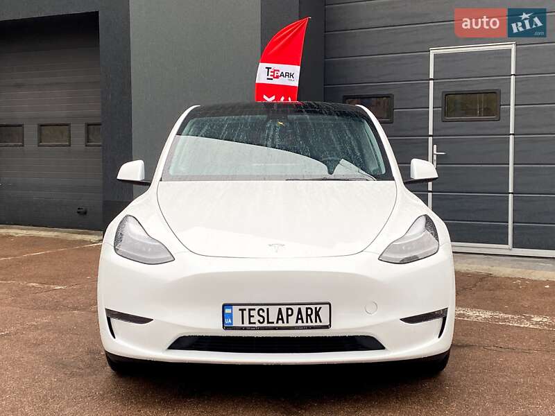 Позашляховик / Кросовер Tesla Model Y 2022 в Києві фото 3 Позашляховик / Кросовер Tesla Model Y 2022 в Києві