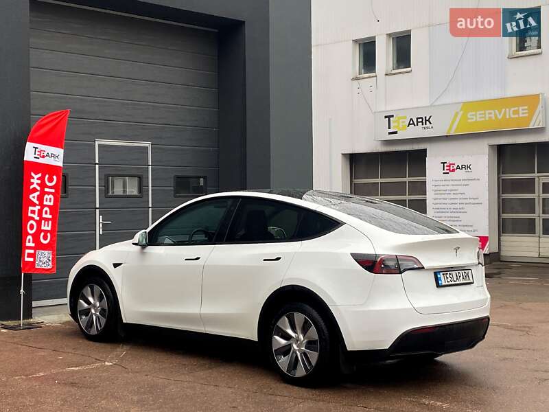 Позашляховик / Кросовер Tesla Model Y 2022 в Києві фото 8 Позашляховик / Кросовер Tesla Model Y 2022 в Києві