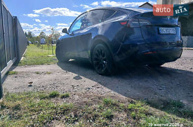 Внедорожник / Кроссовер Tesla Model Y 2023 в 