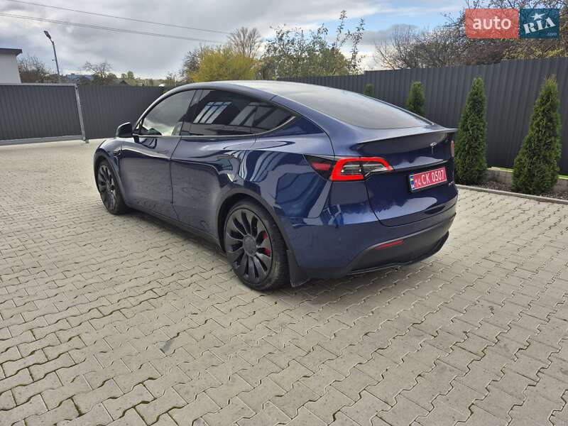 Внедорожник / Кроссовер Tesla Model Y 2023 в Самборе
