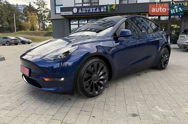 Позашляховик / Кросовер Tesla Model Y 2021 в 