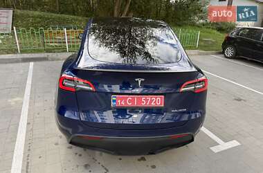 Позашляховик / Кросовер Tesla Model Y 2021 в 