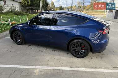 Позашляховик / Кросовер Tesla Model Y 2021 в 
